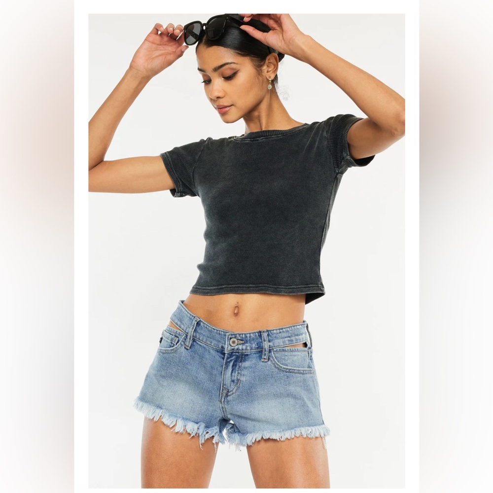 Kancan Jolee low rise shorts. Worn a few times size 5/26